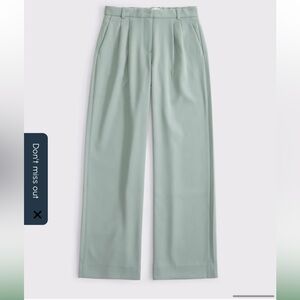Abercrombie & Fitch Sloane Low Rise Tailored Wide Leg Pant